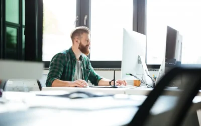 Cómo tramitar un permiso de trabajo y residencia en España